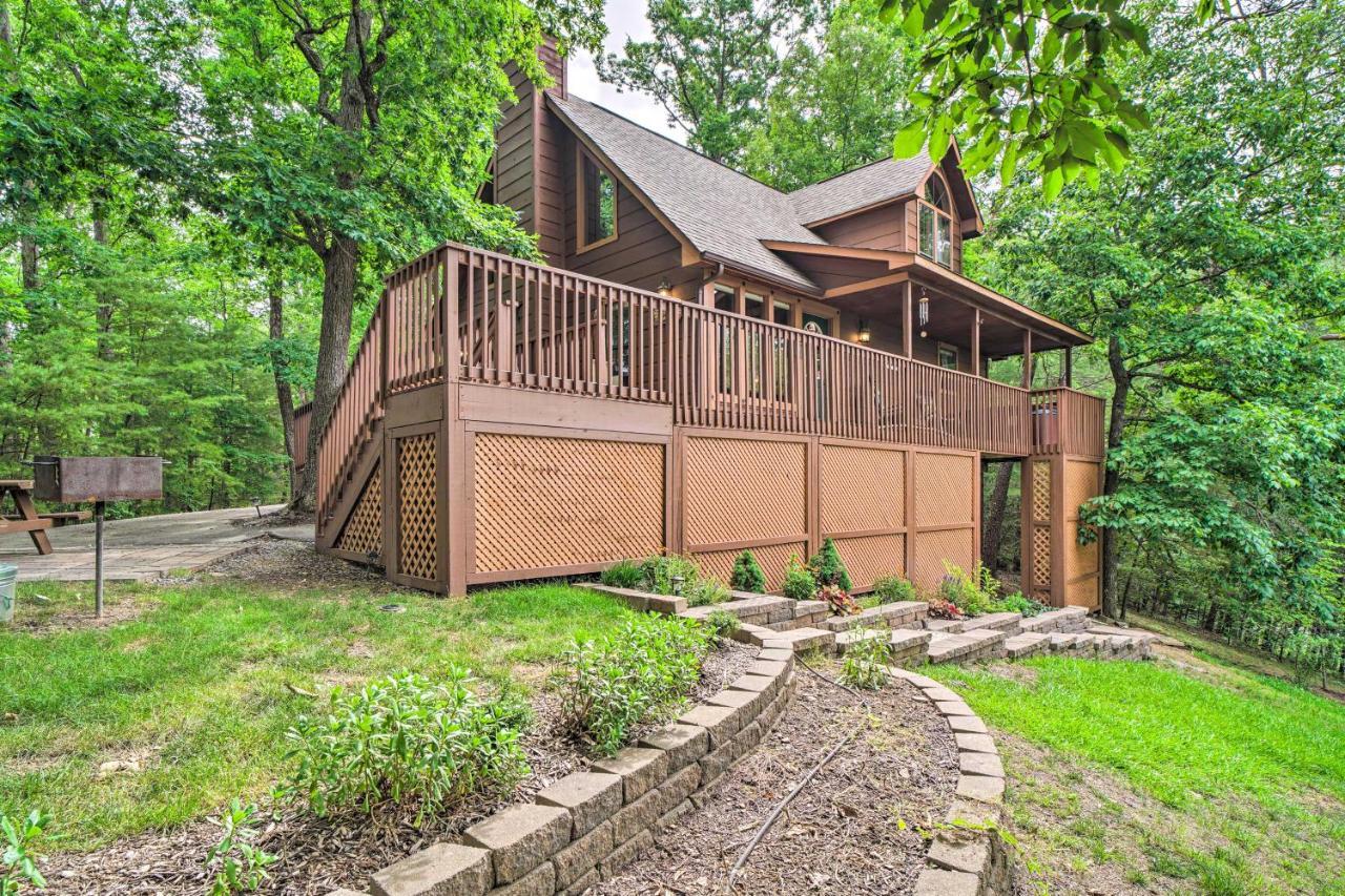 Central Sevierville Cabin With Hot Tub And Views! Ngoại thất bức ảnh