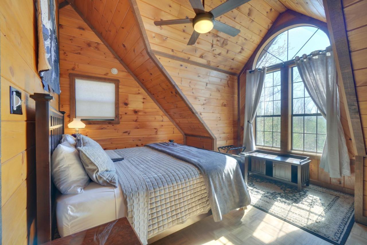 Central Sevierville Cabin With Hot Tub And Views! Ngoại thất bức ảnh